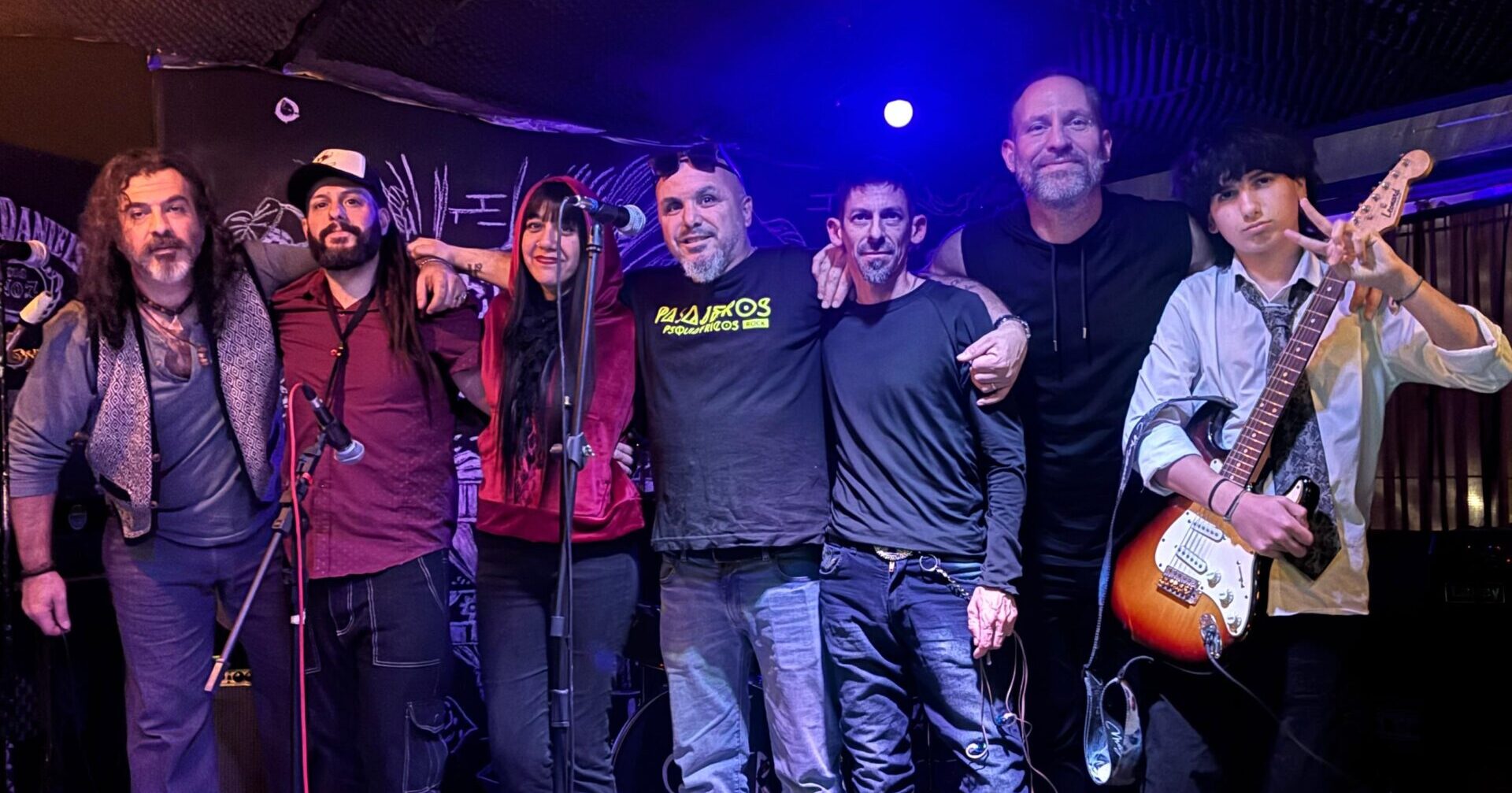 Pasajeros Psiquiátricos y una dosis de puro rocanrol en Tabaco Bar